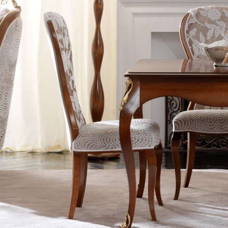 Sedia in stile barocco moderno