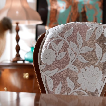 Sedia in stile barocco moderno