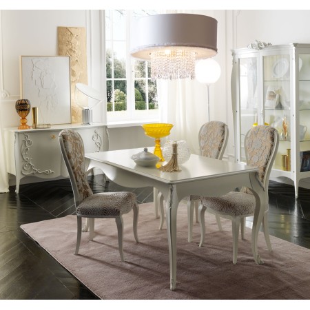Sedia in stile barocco moderno