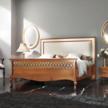 Letto con testata ecopelle e decorazione traforata