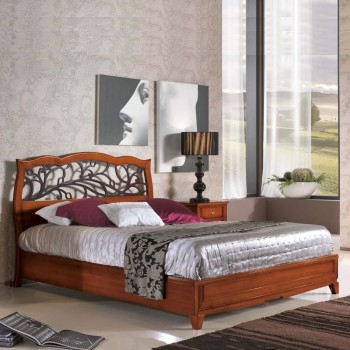 Letto alla turca misura interna 198,5x162 con testata traforata