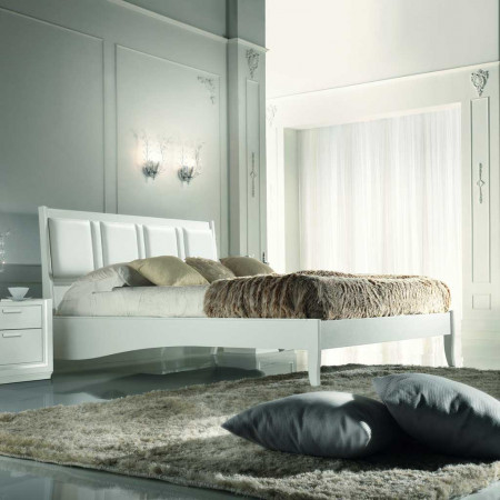 Letto con testata imbottita in stile classico contemporaneo