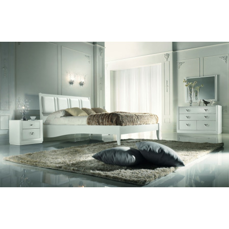 Letto con testata imbottita in stile classico contemporaneo