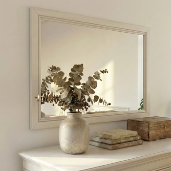 Specchiera in legno classica ed elegante