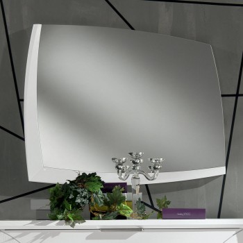Specchiera sagomata con riflessi su cornice in frassino