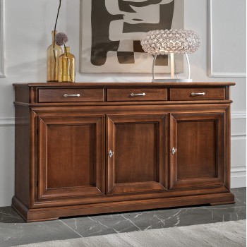 Credenza classica in legno con basamento e maniglie lavorate