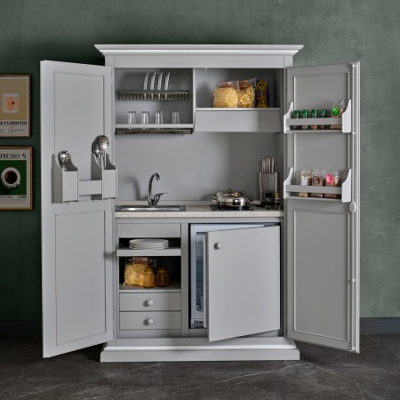 Armadio cucina a scomparsa in legno in stile classico