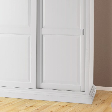 Armadio classico in legno a 2 ante