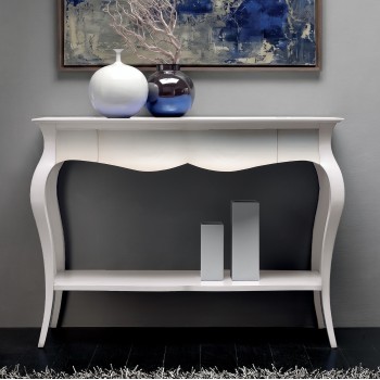 Consolle larghezza cm 135, design elegante con gambe sagomate