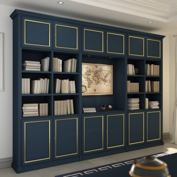 Libreria su misura in stile classico blu notte con dettagli oro