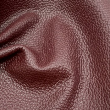Dettaglio pelle bordeaux grana Silia