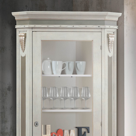 Vetrina Shabby Chic ad angolo