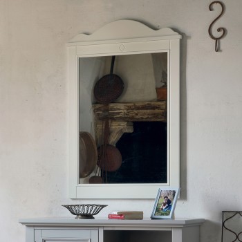 Specchiera sagomata shabby chic con cornice in legno