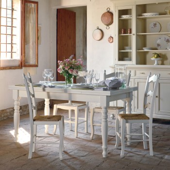 Tavolo con 2 allunghe shabby chic in sala da pranzo