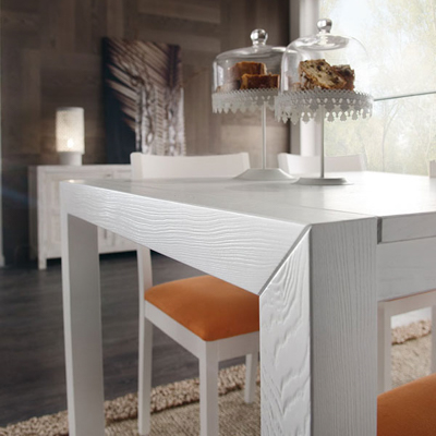 Bianco opaco su legno spazzolato +84,00 €